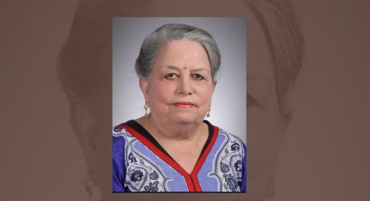 संक्षिप्त परिचय: रीता ग्रोवर